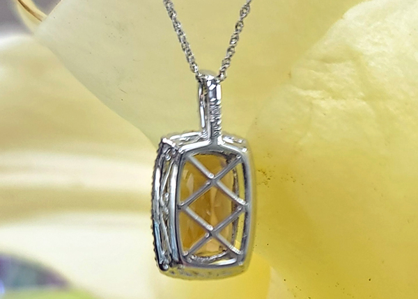 Pendant